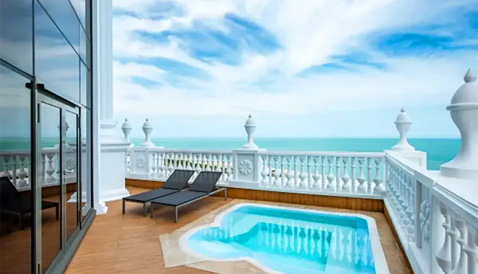 هتل شرایتون باتومی